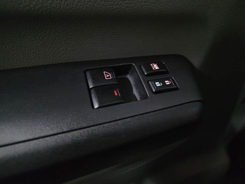 Used 2017 Nissan NV 3500 SL w/ Technology Package image 29