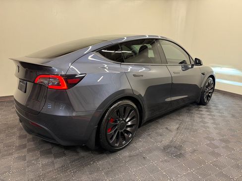 Used 2021 Tesla Model Y Performance image 10