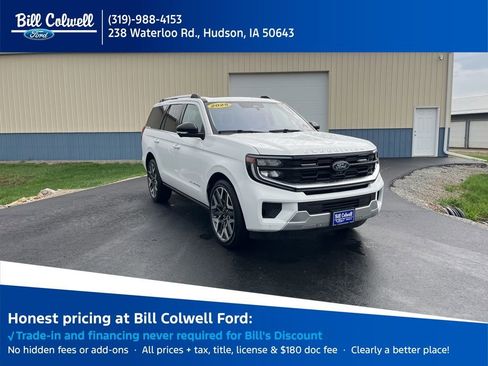 Used 2025 Ford Expedition Platinum w/ Platinum Ultimate Package AWD/4WD image 1