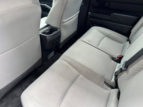 Certified 2025 Toyota Tacoma SR5 AWD/4WD image 12