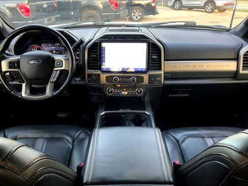 Used 2022 Ford F350 Platinum image 15