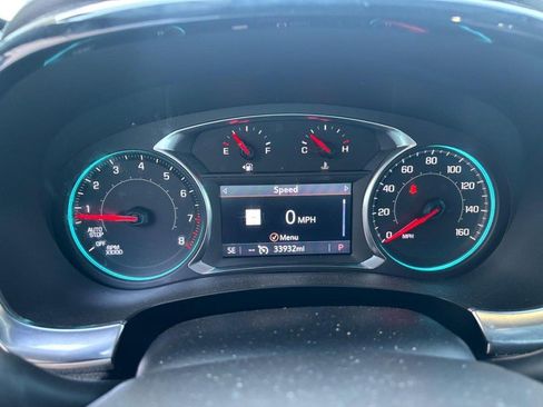 Used 2024 Chevrolet Traverse RS FWD image 22