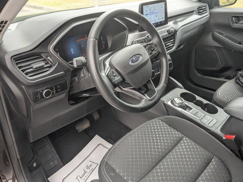 Used 2023 Ford Escape Active AWD/4WD image 15