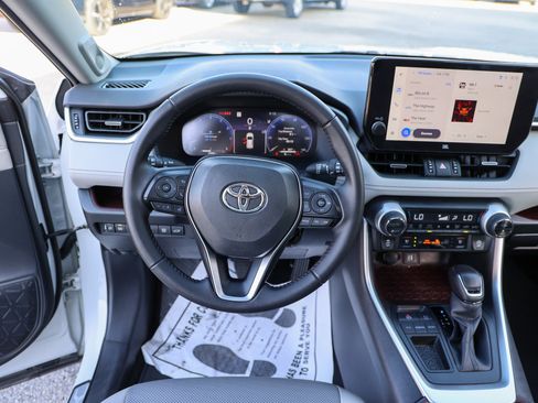 Certified 2025 Toyota RAV4 Limited FWD image 47