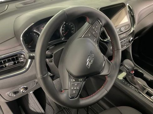 Used 2024 Chevrolet Equinox RS image 22