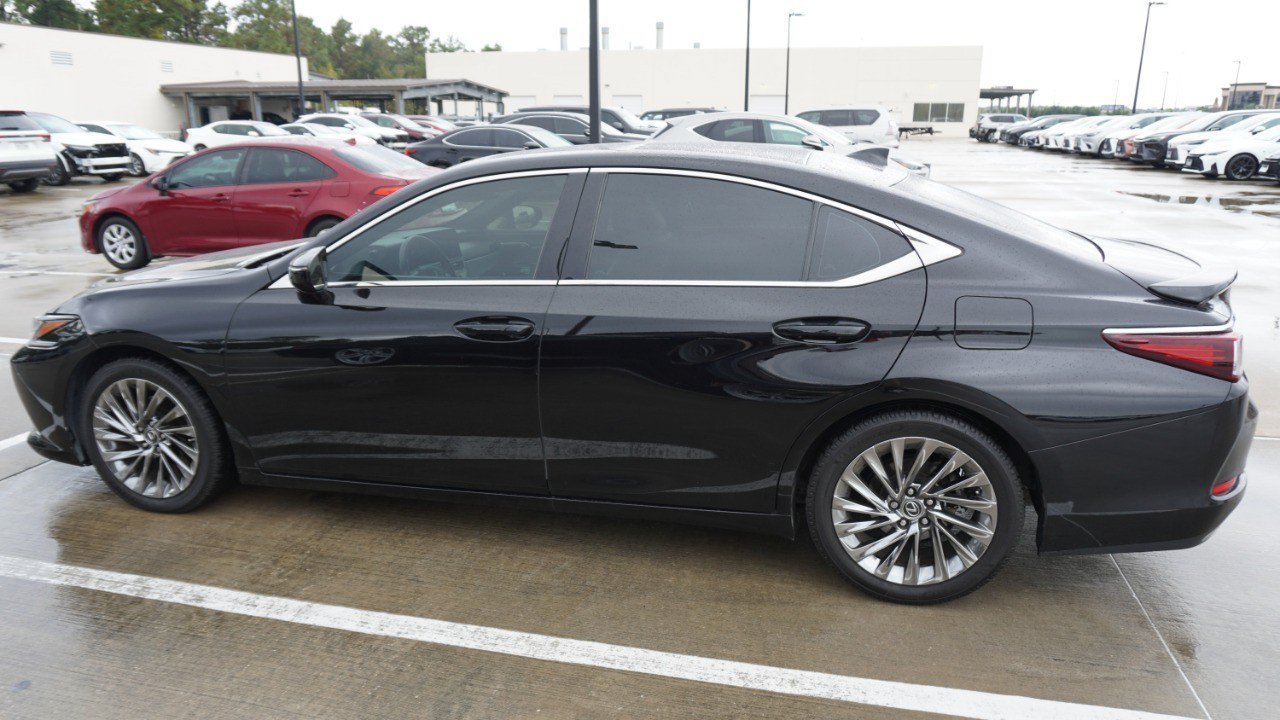 Used 2024 Lexus ES 350 Ultra Luxury w/ Accessory Package (Z2) FWD image 5