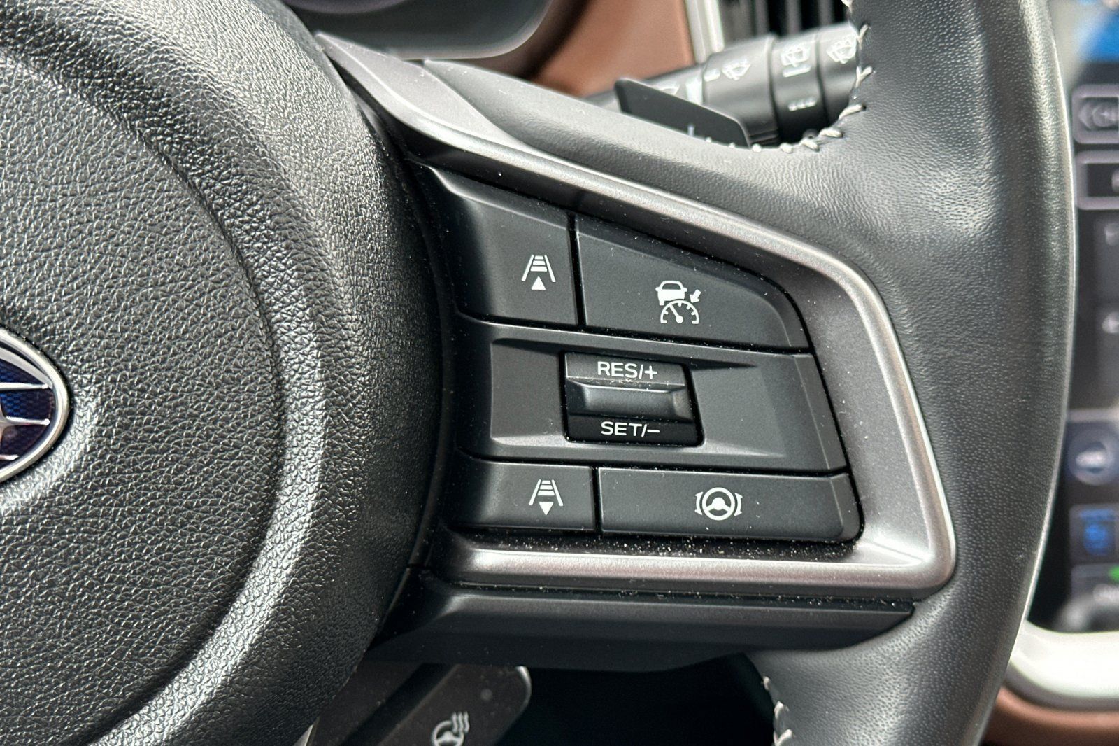 Used 2025 Subaru Outback Touring XT AWD/4WD image 30