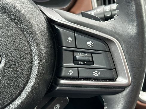 Used 2025 Subaru Outback Touring XT AWD/4WD image 30