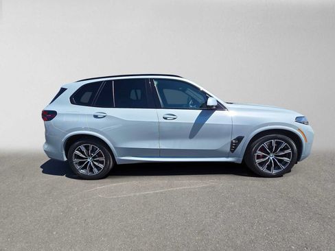 Used 2024 BMW X5 xDrive50e w/ Executive Package AWD/4WD image 2