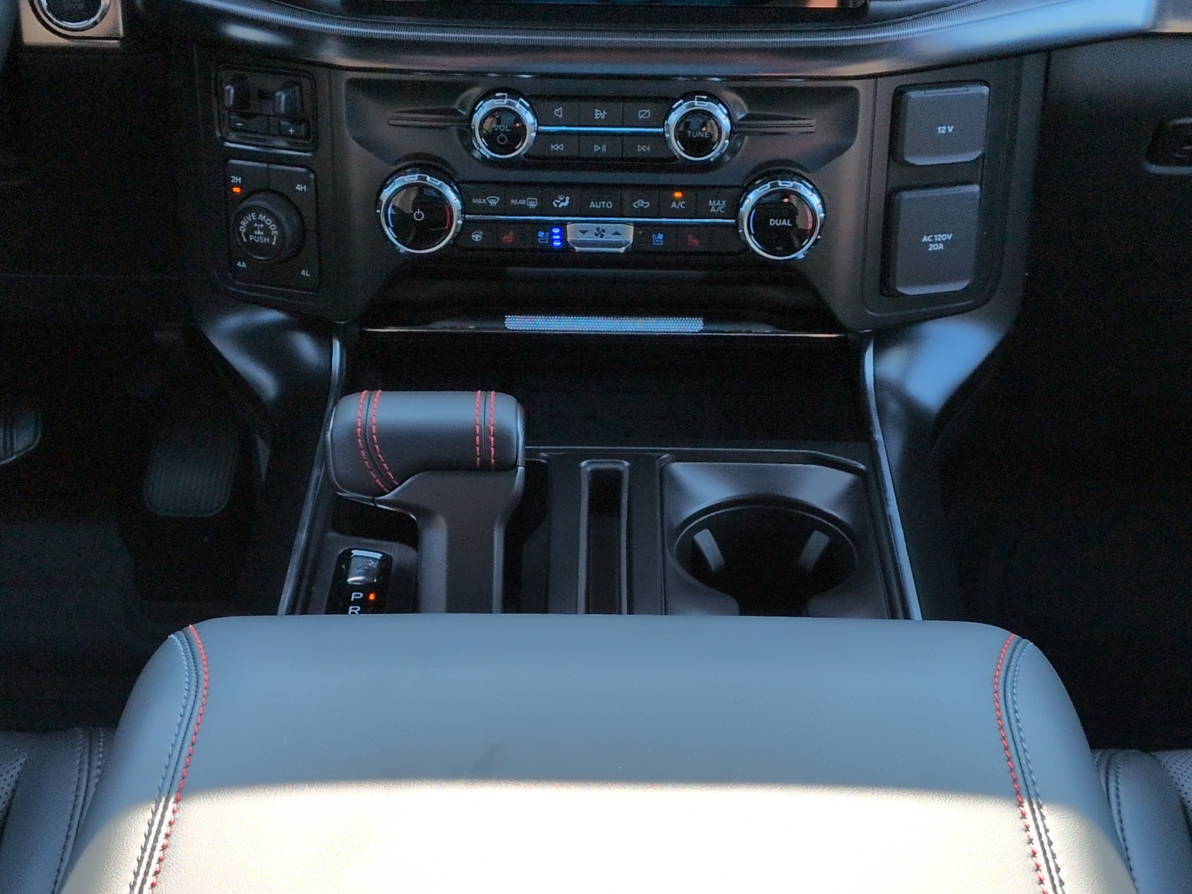 New 2026 Ford F150 Raptor AWD/4WD image 17