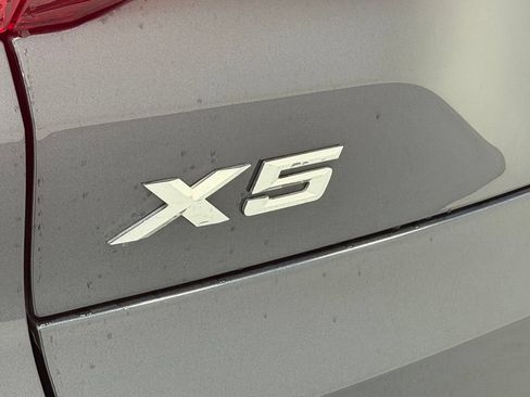 Used 2022 BMW X5 xDrive40i w/ Climate Comfort Package AWD/4WD image 8