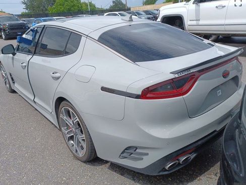 Used 2019 Kia Stinger GT2 AWD/4WD image 2