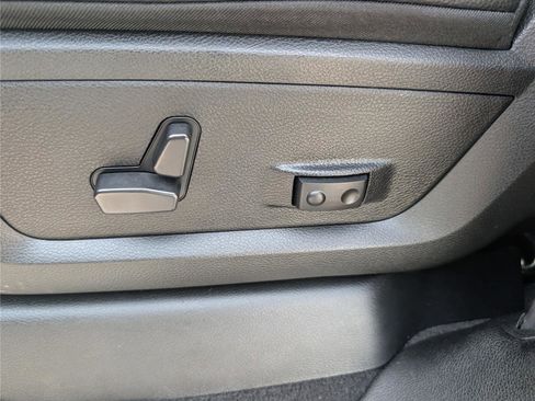 Used 2023 RAM 2500 Limited image 24