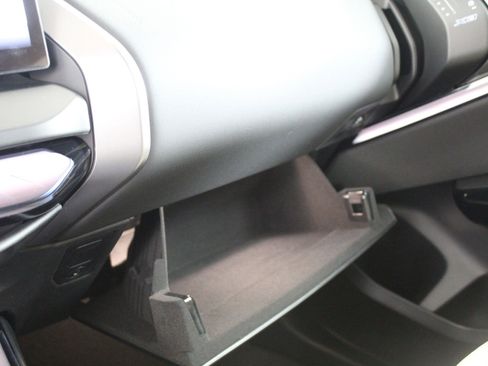 New 2026 BMW X3 xDrive30 w/ Convenience Package image 25