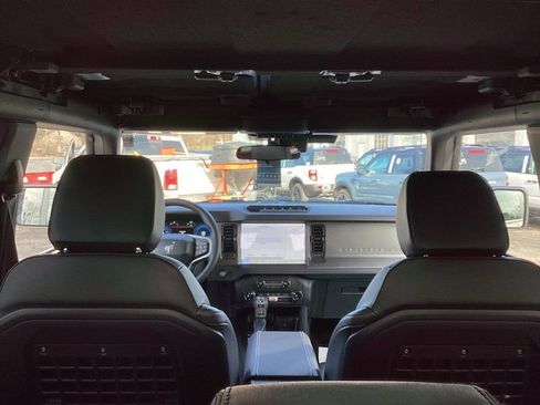 New 2025 Ford Bronco Big Bend w/ Black Diamond Package image 35