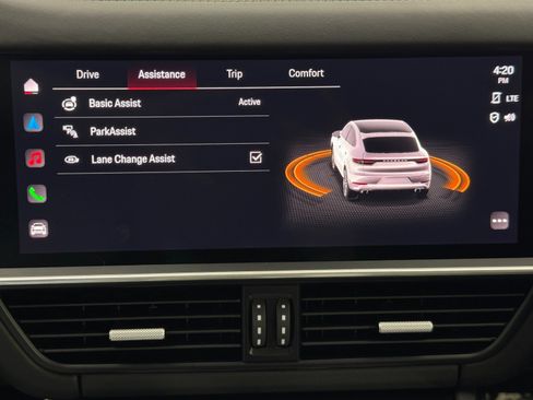 Used 2022 Porsche Cayenne Turbo S image 30