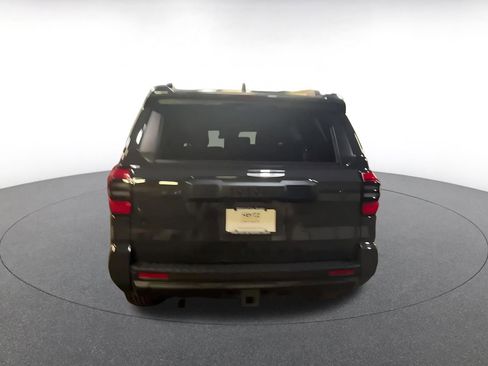 Used 2025 Toyota 4Runner SR5 image 12