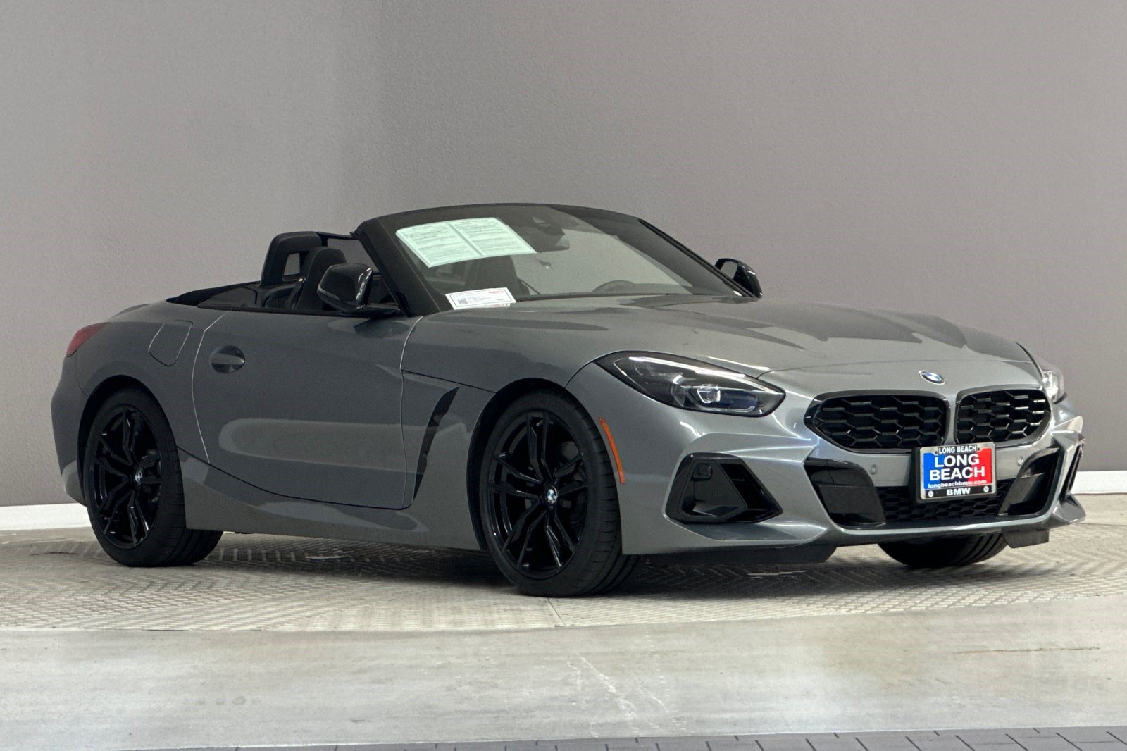 Used 2024 BMW Z4 sDrive30i w/ Shadowloine Package RWD image 34