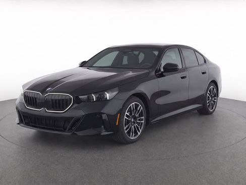 Certified 2024 BMW 540i xDrive w/ Premium Package AWD/4WD image 35