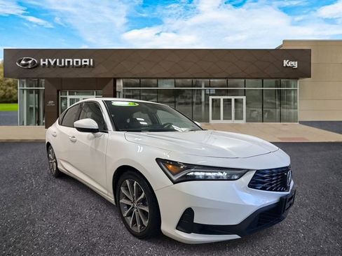 Used 2023 Acura Integra image 3