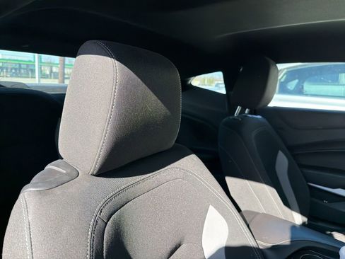 Used 2022 Chevrolet Camaro LT image 13