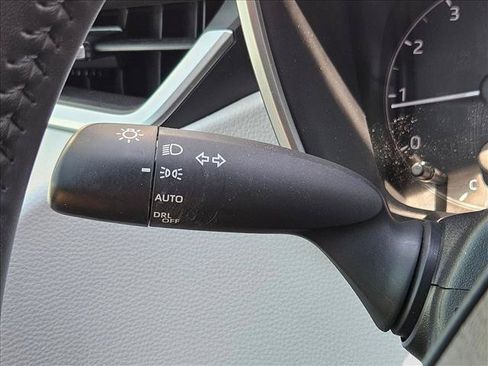 Used 2023 Toyota Corolla SE FWD image 15