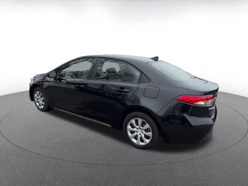 Used 2025 Toyota Corolla LE image 11