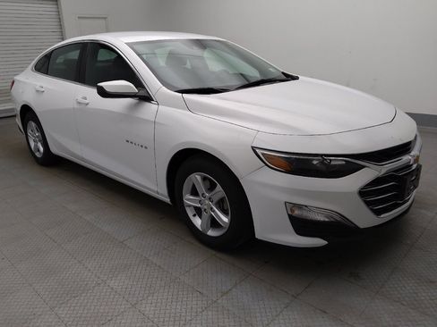 Used 2025 Chevrolet Malibu LS FWD image 11