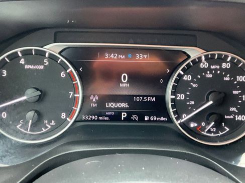 Used 2024 Nissan Rogue S image 14