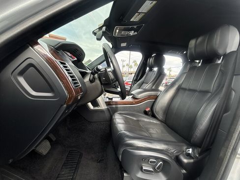 Used 2013 Land Rover Range Rover HSE AWD/4WD image 10
