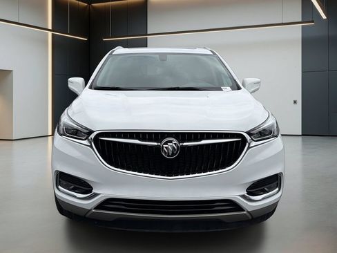Used 2021 Buick Enclave Essence w/ Sound and Sites Package FWD image 9