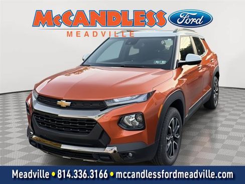Used 2023 Chevrolet TrailBlazer ACTIV w/ Convenience Package AWD/4WD image 1