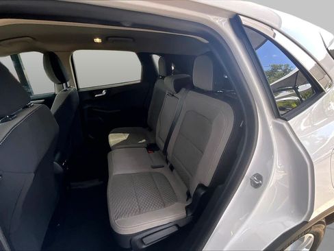 Used 2020 Ford Escape SE FWD image 21