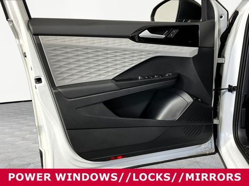 Used 2022 Volkswagen Taos S FWD image 19