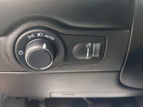 Used 2025 Dodge Durango R/T image 19