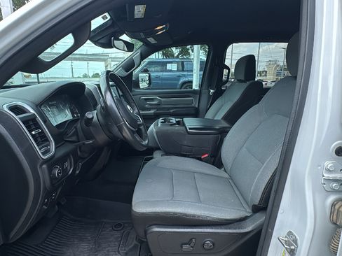 Used 2022 RAM 1500 Big Horn AWD/4WD image 8