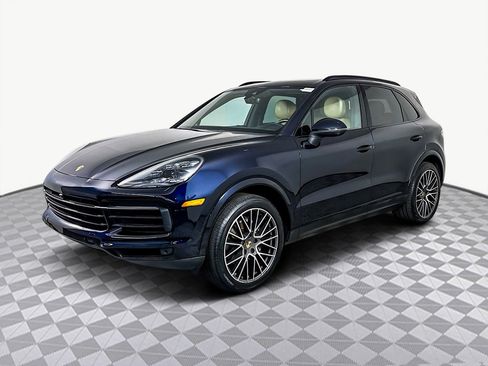 Used 2020 Porsche Cayenne image 4