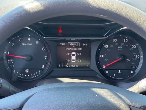 Used 2023 Chevrolet TrailBlazer LT w/ Convenience Package AWD/4WD image 24