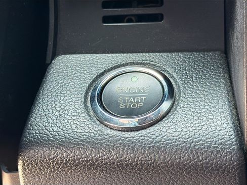 Used 2017 Ford F150 Limited w/ Trailer Tow Package image 32