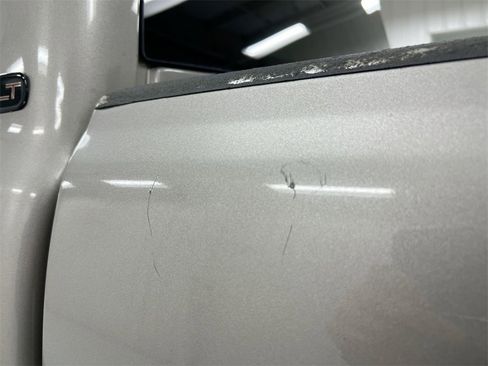 Used 2003 GMC Sierra 2500 SLT w/ SLT Preferred Equipment Group image 32