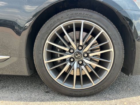 Used 2015 Lexus LS 460 AWD w/ F Sport Package image 9