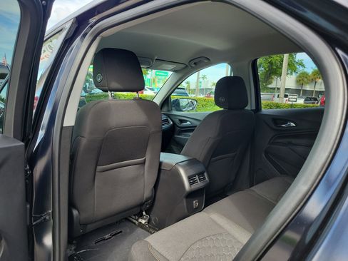 Used 2020 Chevrolet Equinox LT image 14