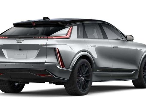 New 2026 Cadillac Lyriq V image 31