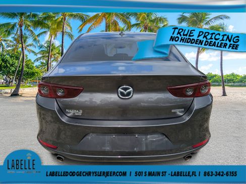 Used 2020 MAZDA MAZDA3 AWD Sedan w/ Preferred Package image 4
