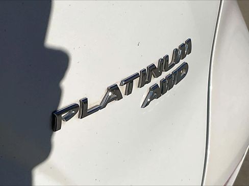 Used 2018 Nissan Murano Platinum image 9