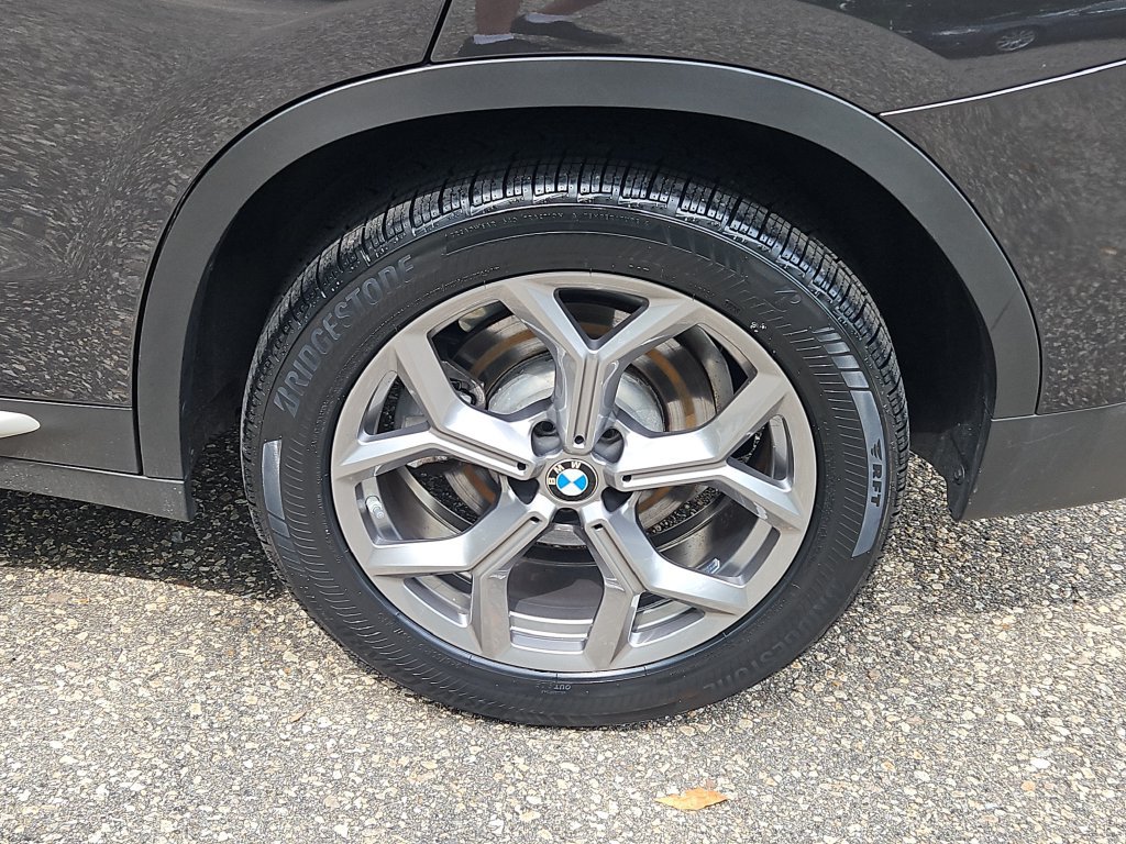 Used 2024 BMW X3 xDrive30i w/ Premium Package AWD/4WD image 8