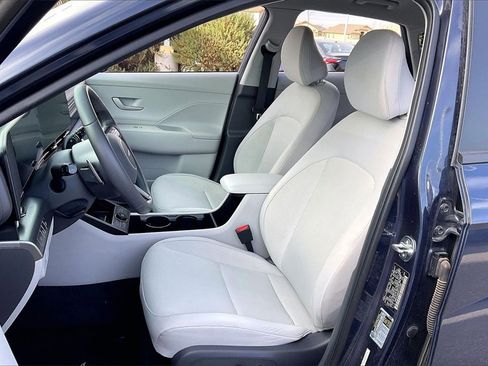 Used 2024 Hyundai Kona SEL w/ Convenience Package image 23