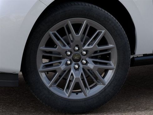 New 2027 Ford Expedition Platinum w/ Stealth Appearance Package AWD/4WD image 19
