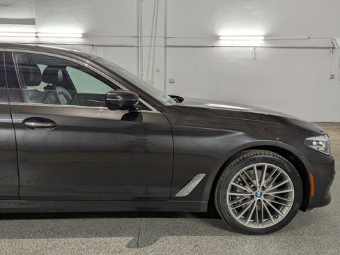 Used 2018 BMW 530i xDrive image 5