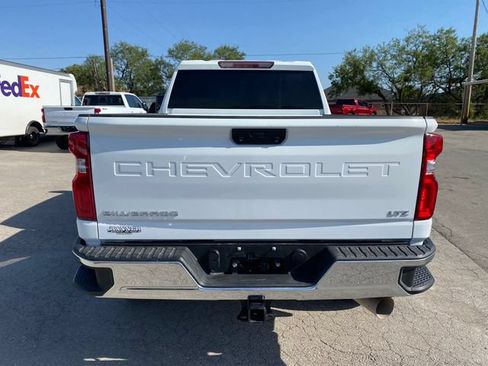 Used 2024 Chevrolet Silverado 2500 LTZ w/ LTZ Convenience Package AWD/4WD image 5